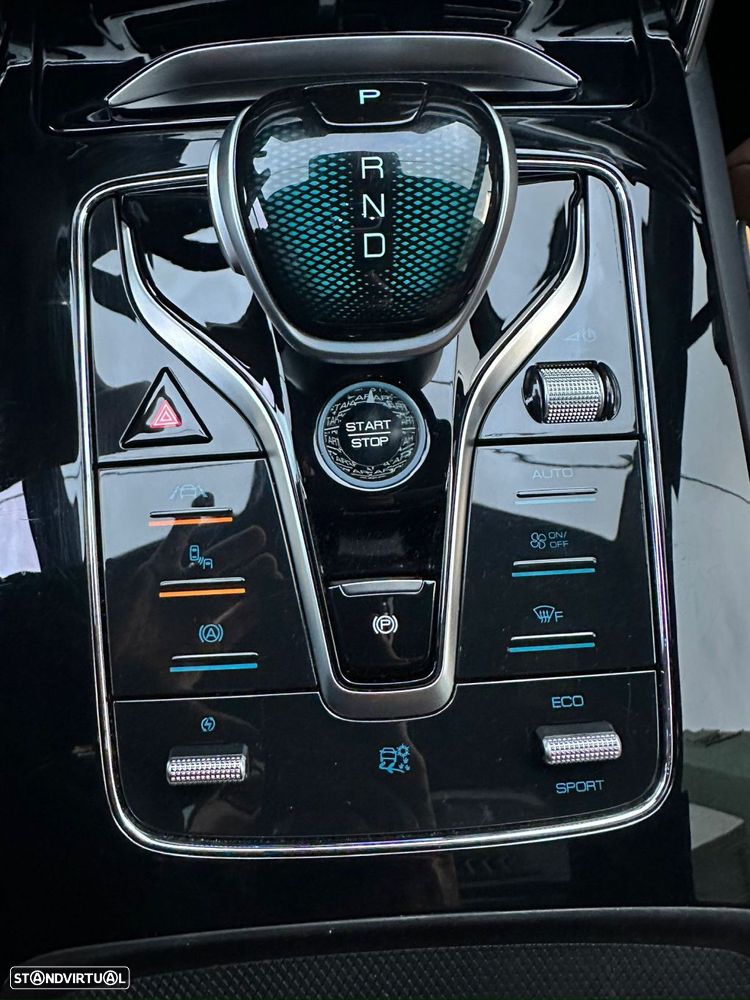 BYD Tang 86.4 kWh AWD Flagship - 16