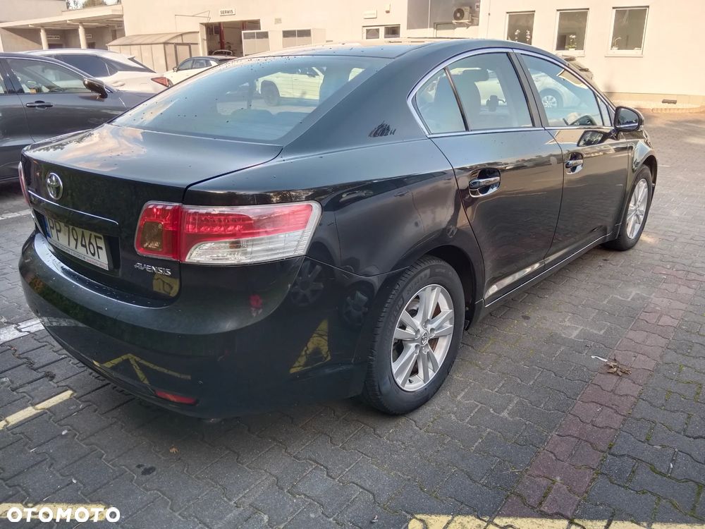 Toyota Avensis 1.8 Luna - 3