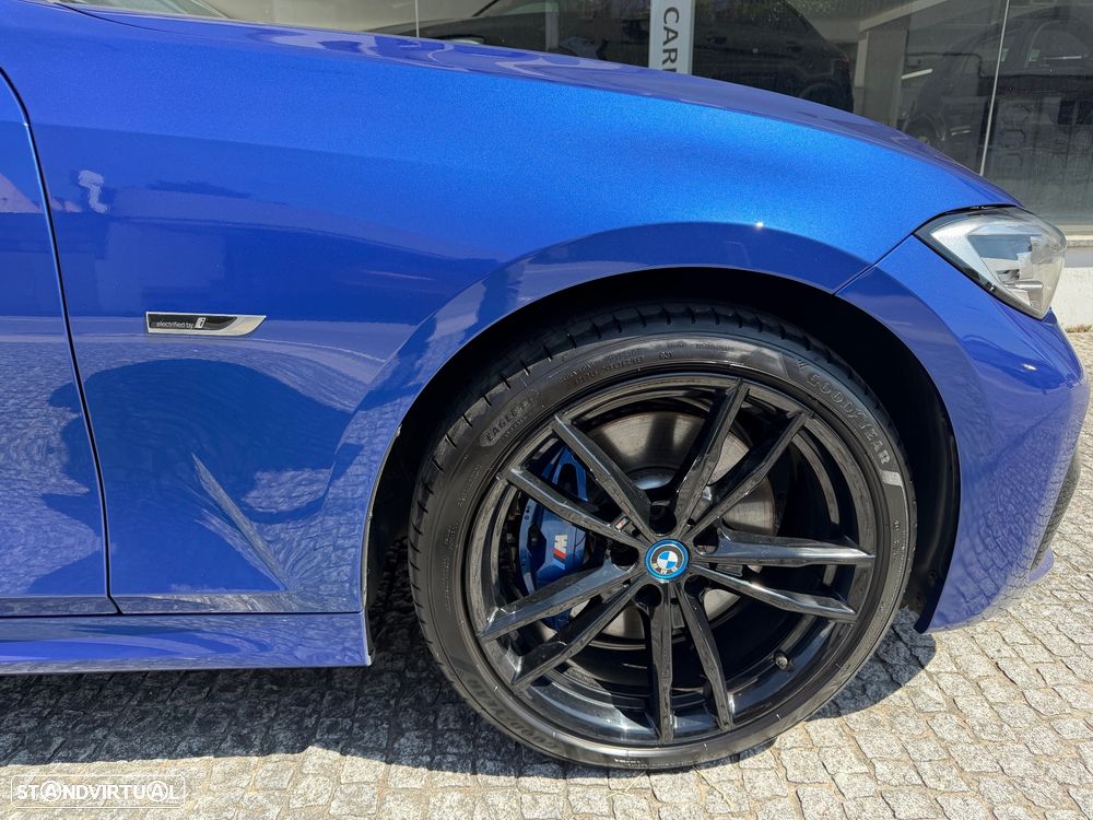 BMW 330 e Pack Desportivo M Auto - 4