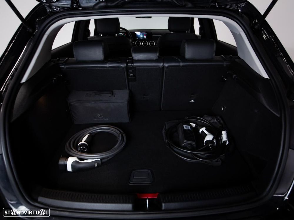 Mercedes-Benz A 250 e 8G-DCT Progressive - 12