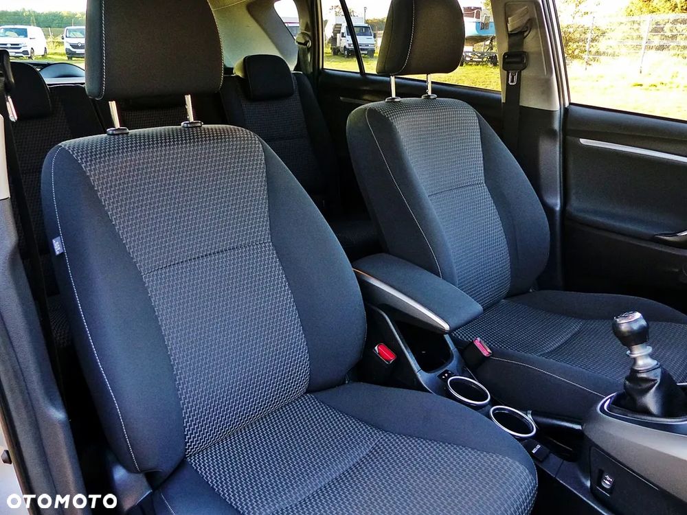 Toyota Verso 1.6 D-4D Premium - 27