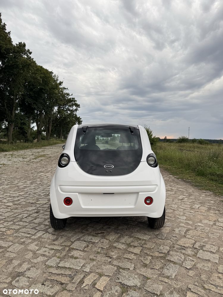 Microcar DUE - 3