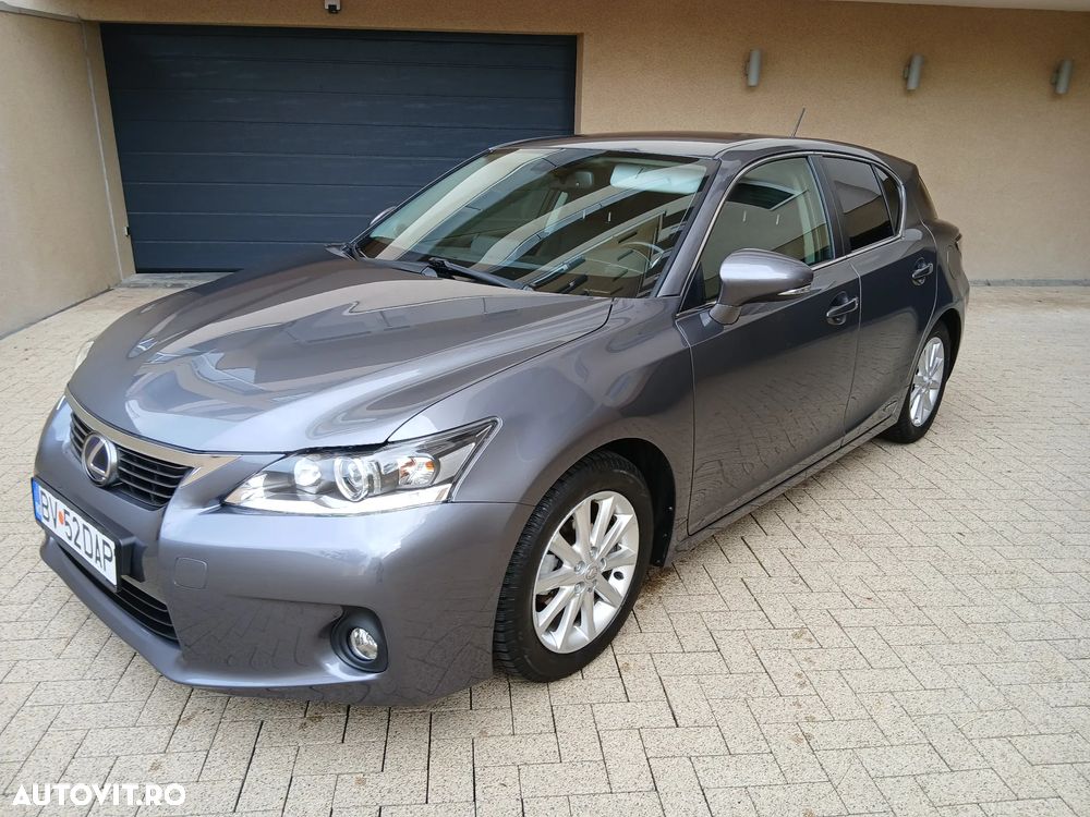 Lexus CT 200h - 1