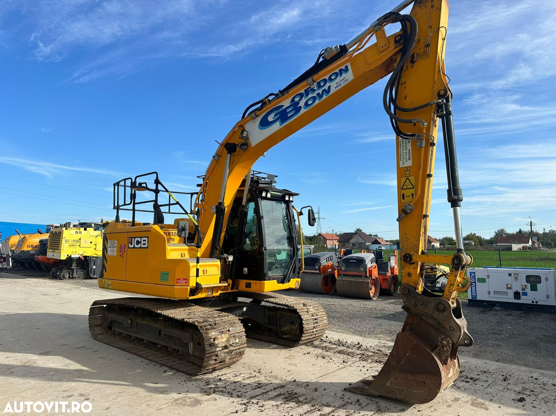 JCB 140XL FL Excavator - 3
