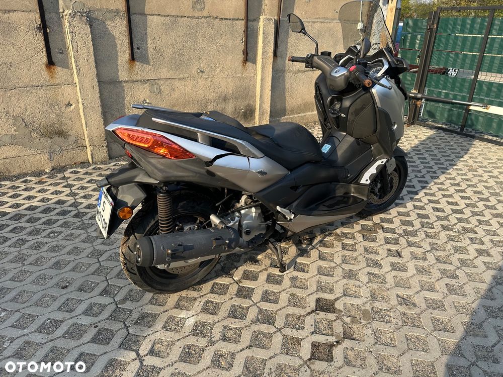 Yamaha X-max - 3