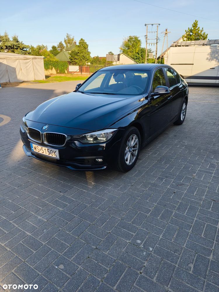 BMW Seria 3 320i Advantage - 35