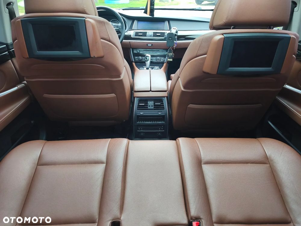 BMW 5GT 530d xDrive - 12