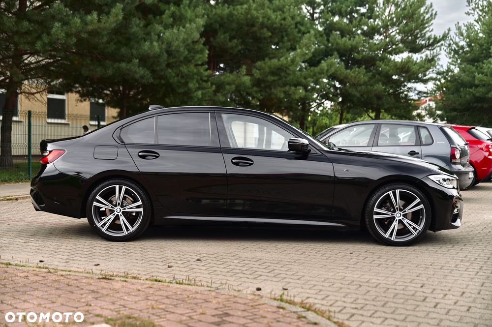 BMW Seria 3 320d xDrive M Sport Shadow - 18