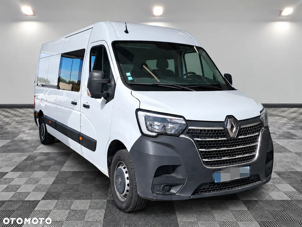 Renault Master L3H2 Doka 7 Osób * Auto Kupione w ASO Renault * Gwarancja  *  2,3 135Km * Bardzo oszczędny i dynamiczny silnik * 6-cio Stopniowa Skrzynia Biegów * System Extended Grip *  Lusterko Wide View * Kamera cofania * Parktroniki * Minibar * Klimatyzacja* Tempomat * MP3 * Bluetooth * USB * Hak Holowniczy * - 3