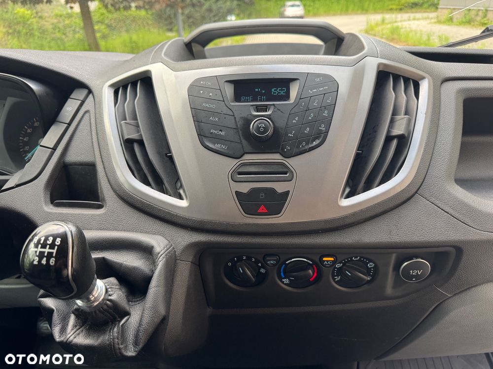 Ford Transit - 10