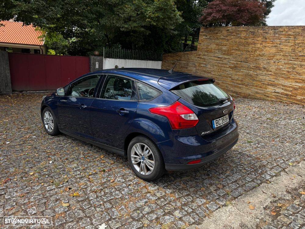 Ford Focus 1.0 EcoBoost S&S COOL&CONNECT - 13
