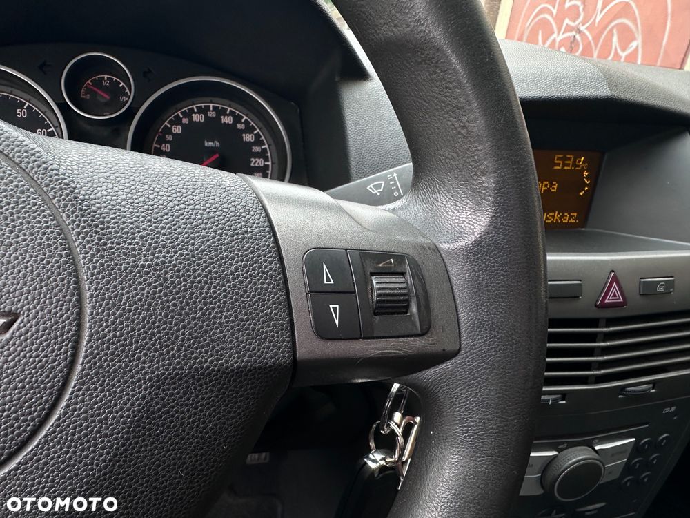 Opel Astra 1.6 Catch me now - 13