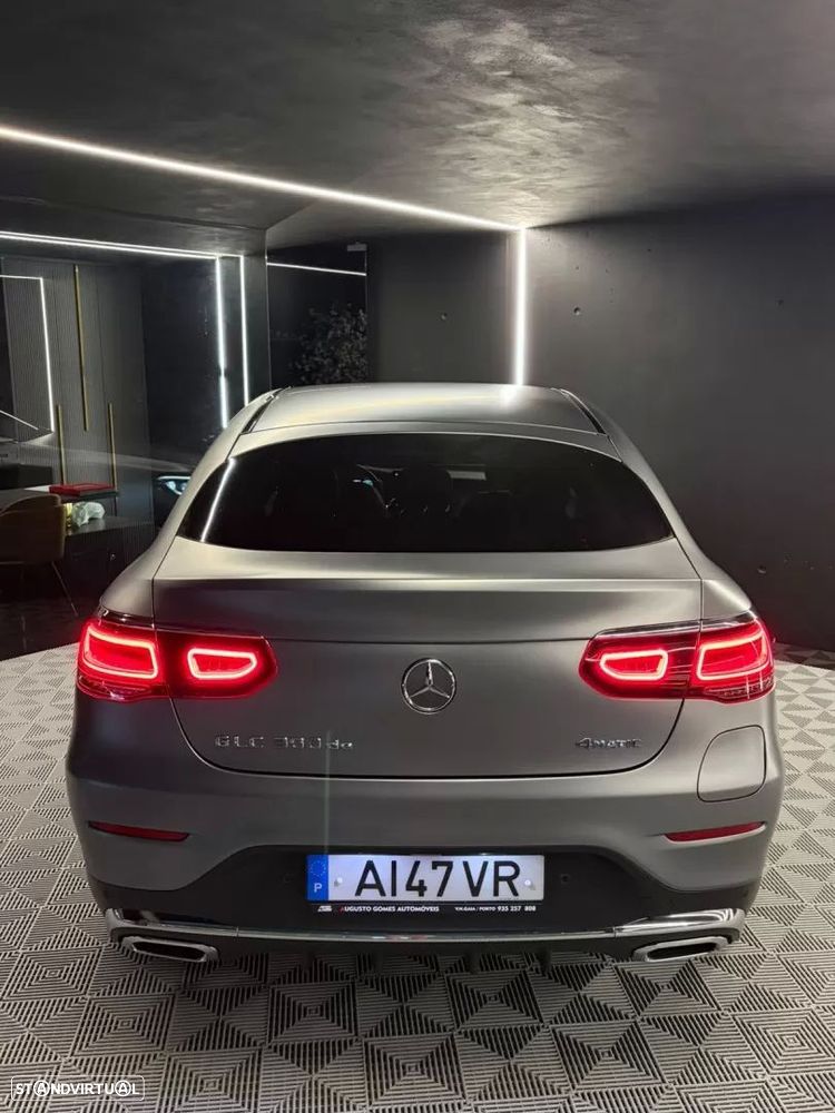 Mercedes-Benz GLC 300 de Coupé 4Matic — fotografia 8