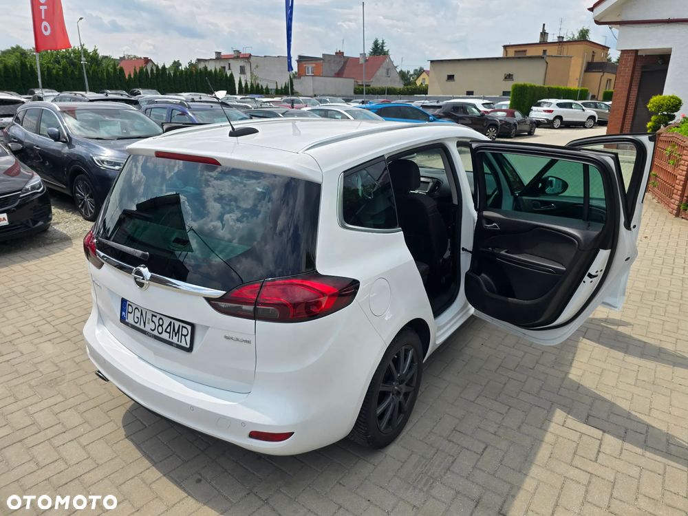 Opel Zafira - 37