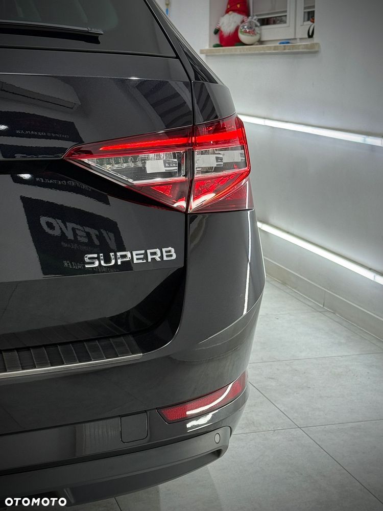 Skoda Superb 2.0 TDI DSG Ambition - 6