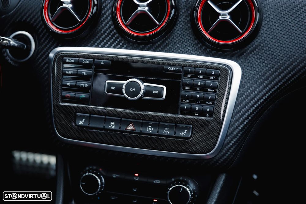 Mercedes-Benz A 45 AMG 4-Matic - 15