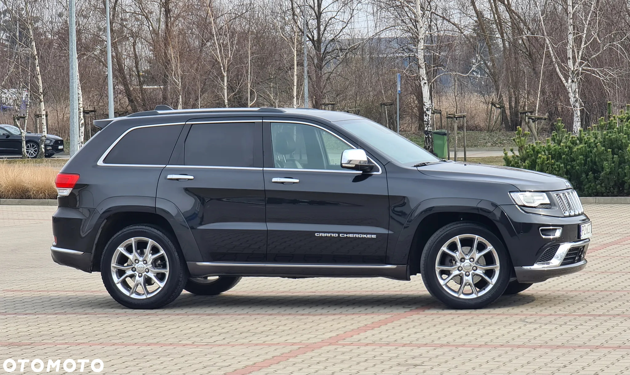 Jeep Grand Cherokee 5.7 V8 HEMI Summit - 11