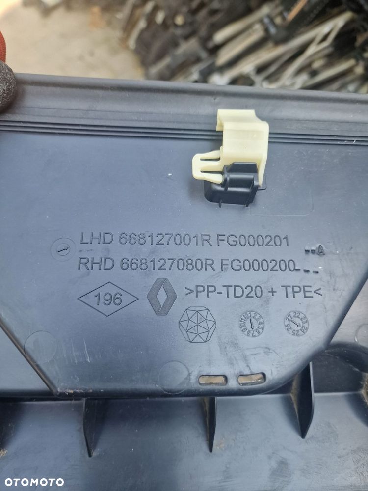 podszybie dacia duster iii 668127001r - 2