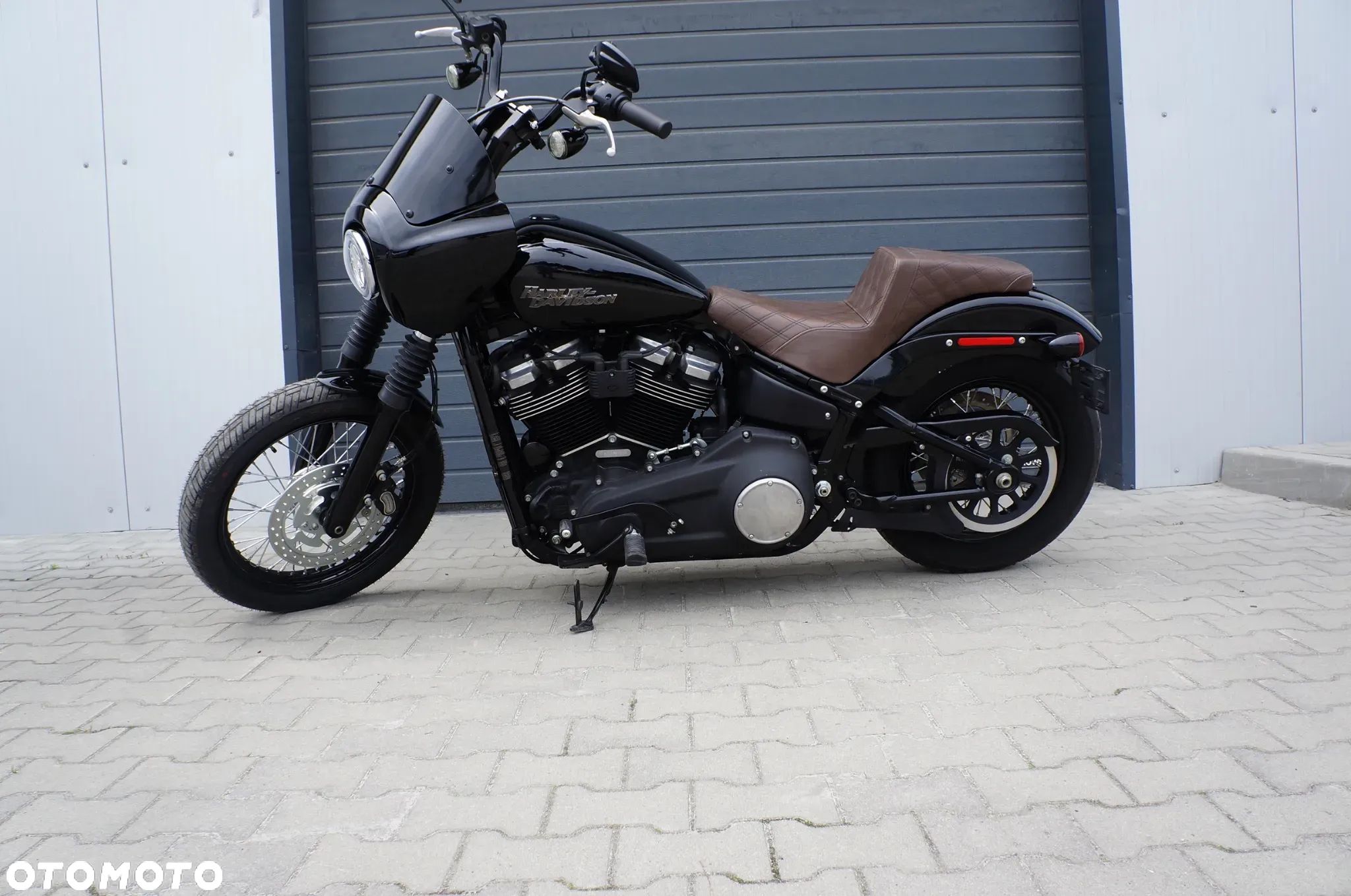 Harley-Davidson Softail Street Bob - 1