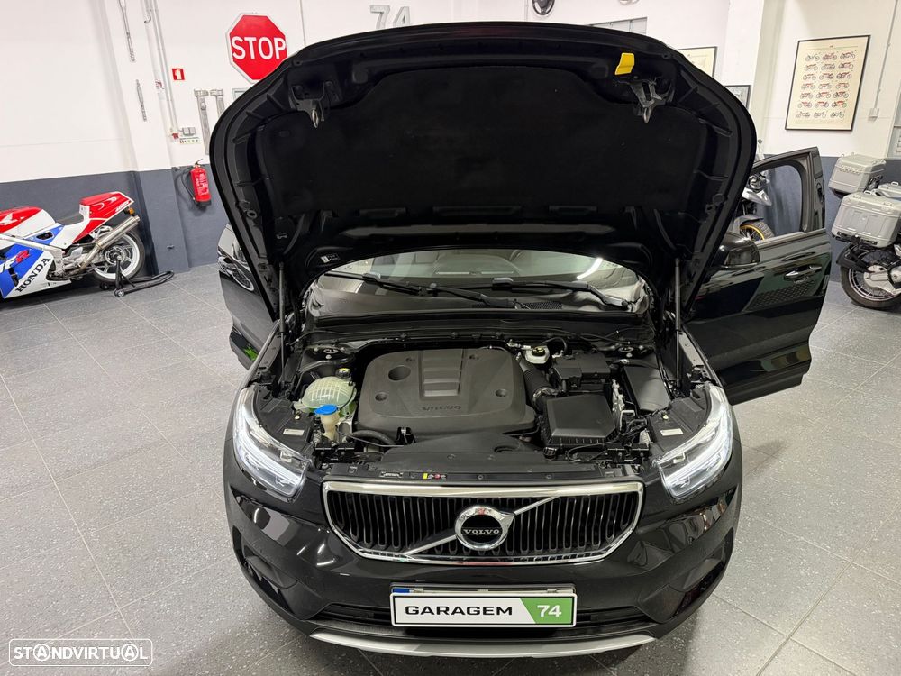 Volvo XC 40 2.0 D3 - 12