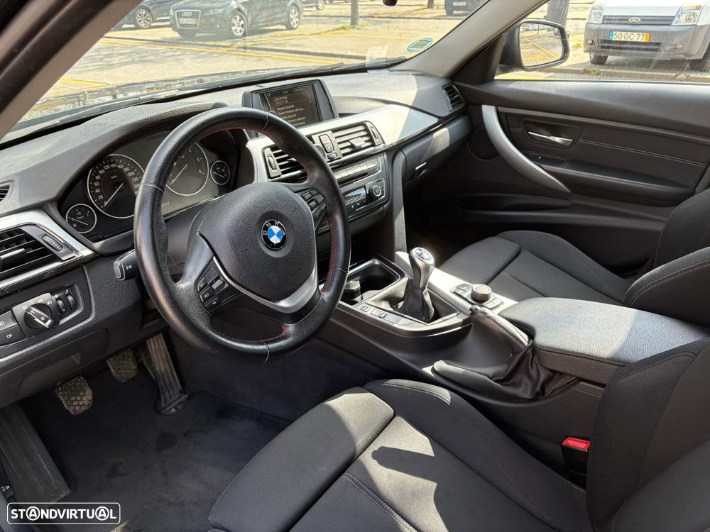 BMW 318 d Line Sport - 8