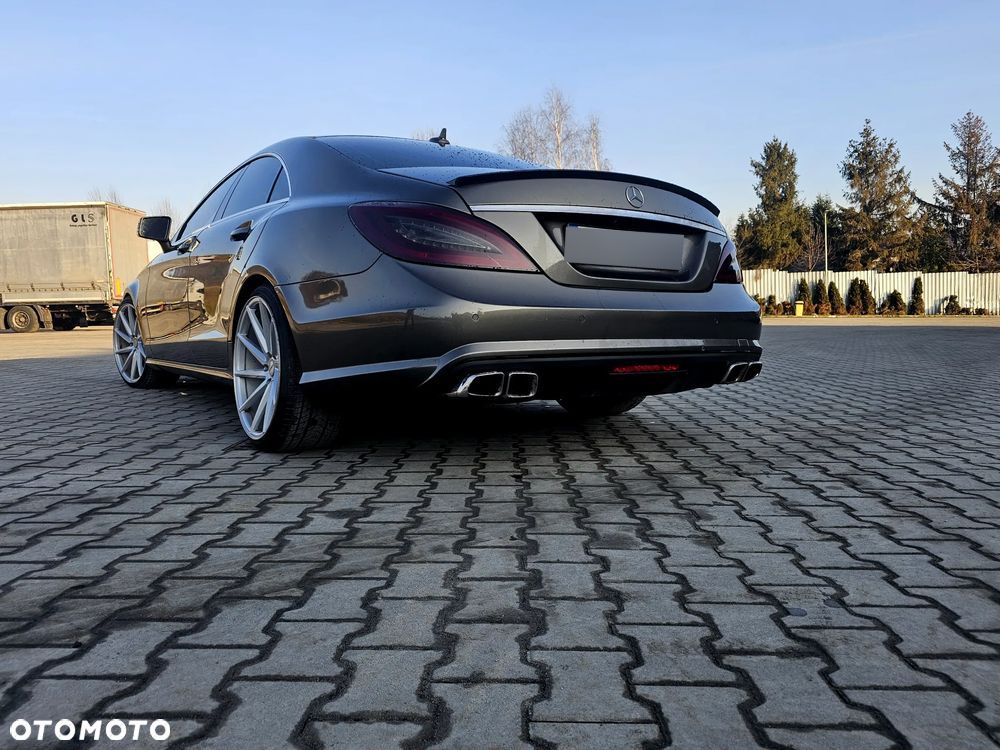 Mercedes-Benz CLS 350 CDI 4-Matic BlueEff - 4