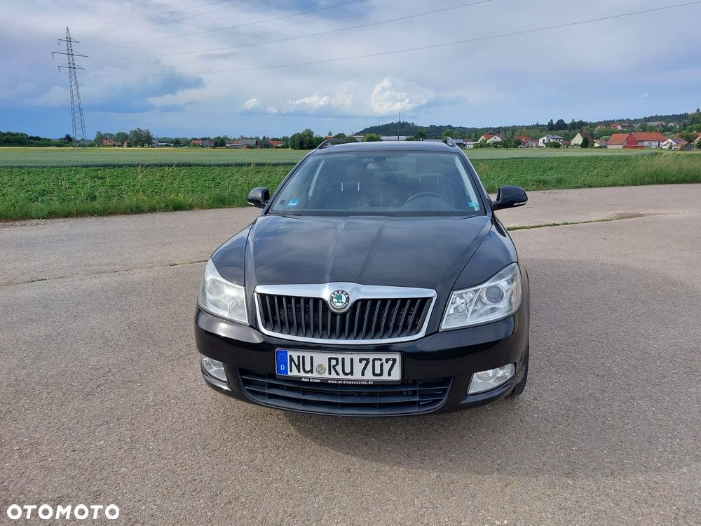 Skoda Octavia 1.6 TDI Elegance DSG - 17