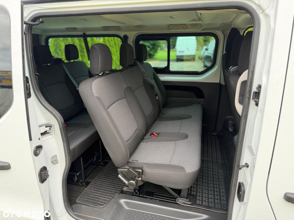 Renault Trafic - 17