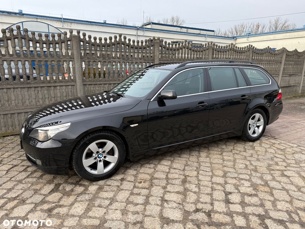 BMW Seria 5 525d - 16