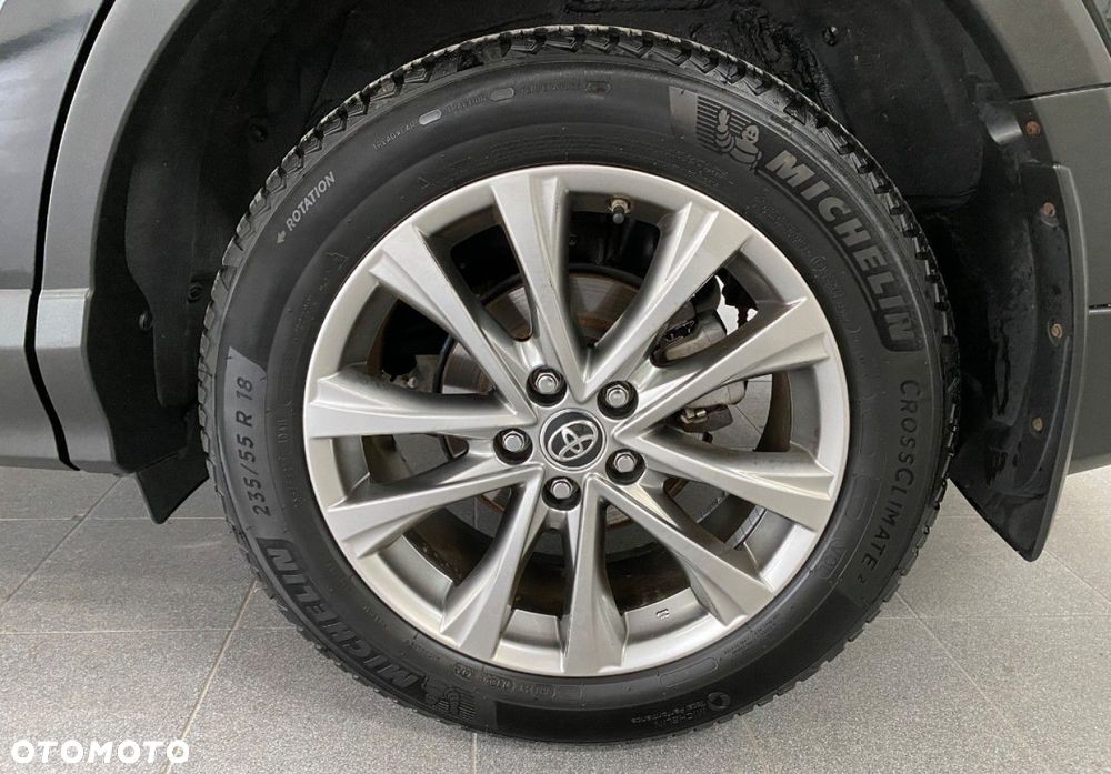 Toyota RAV4 - 18