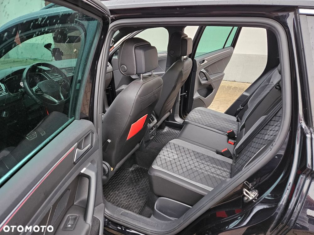Volkswagen Tiguan 2.0 TDI SCR 4Mot R-Line DSG - 14
