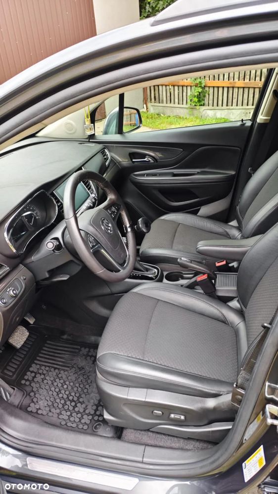 Buick Encore - 11