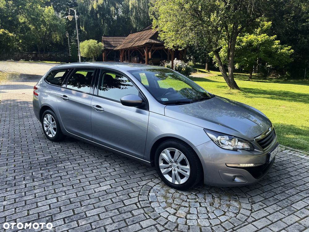 Peugeot 308 SW BlueHDi 120 Stop & Start Allure - 2