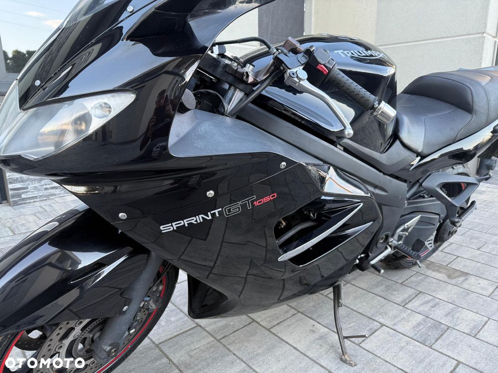 Triumph Sprint - 16