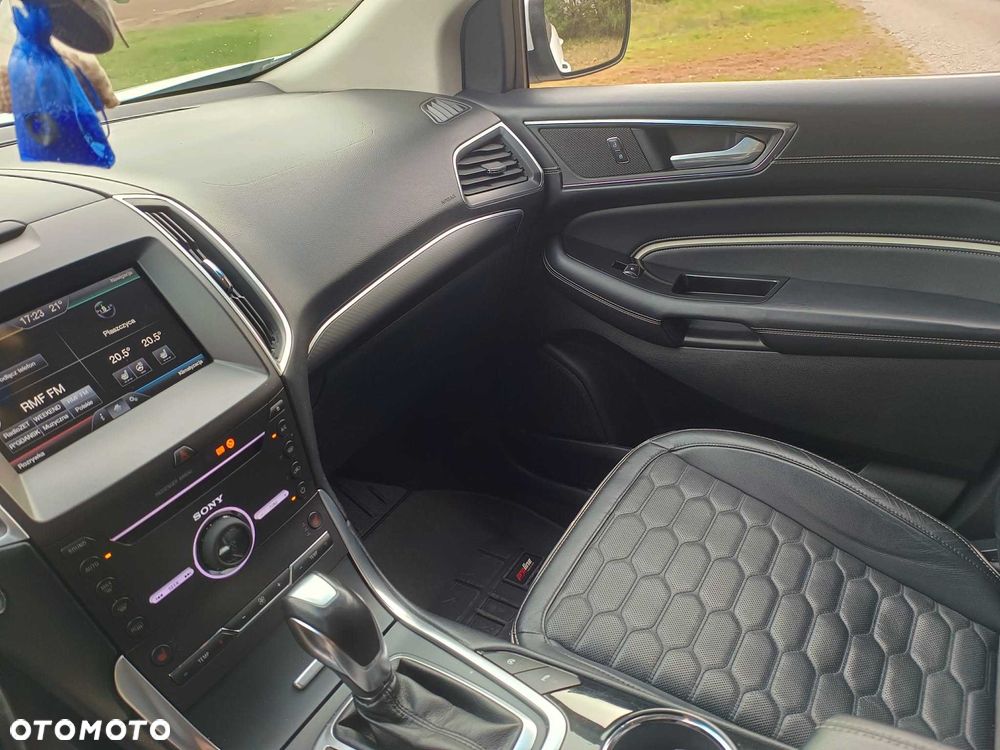 Ford Edge - 3