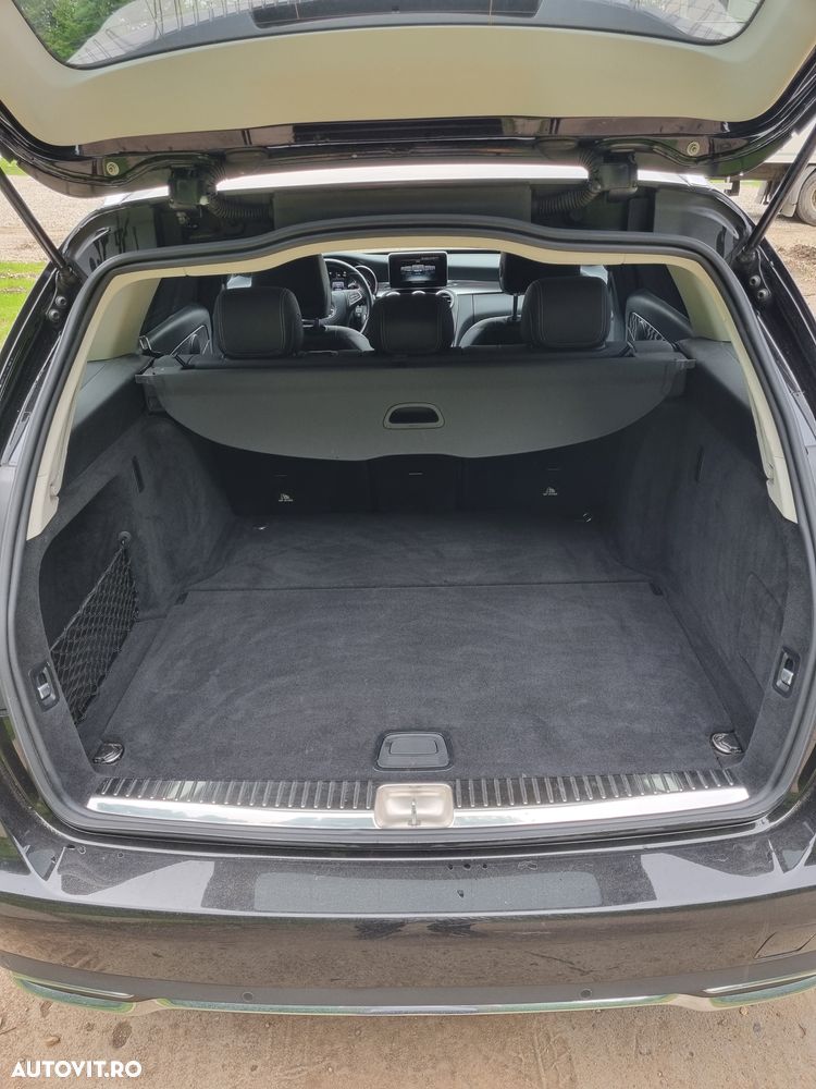 Mercedes-Benz C - 16