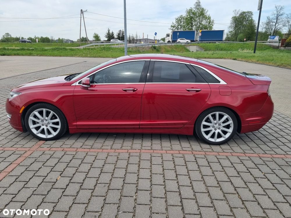 Lincoln MKZ - 4