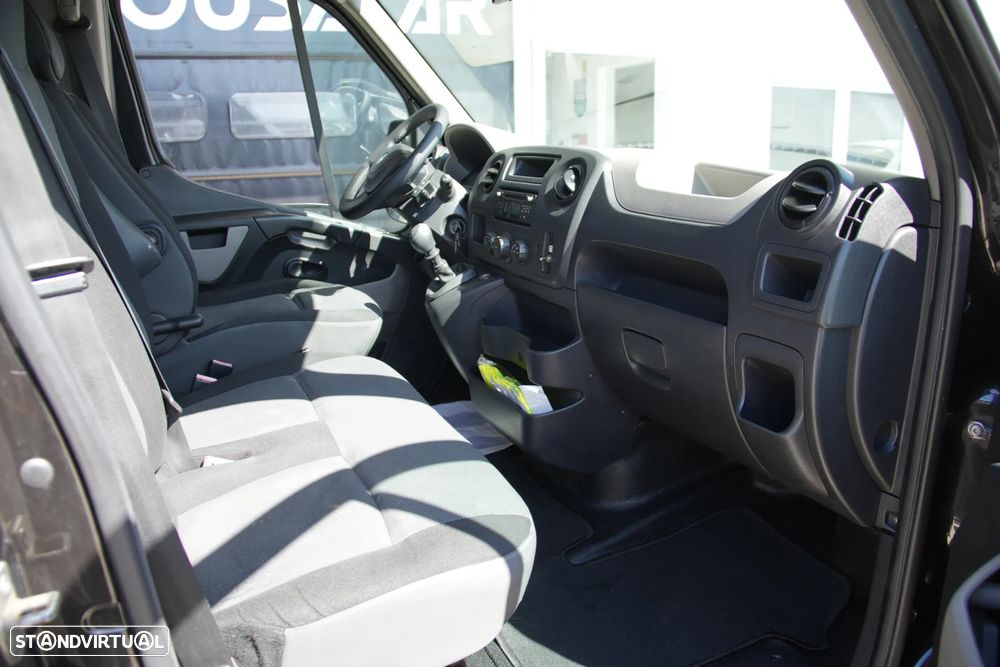 Renault Master 7Lugares Contentor 2.3DCI 125cv - 11