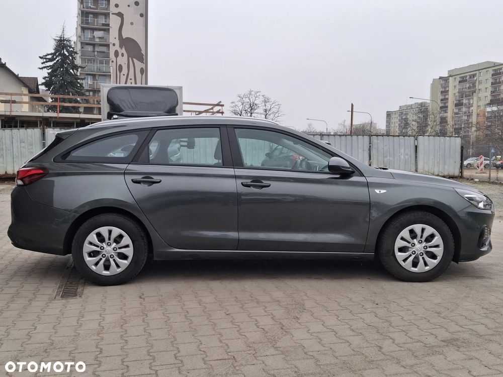 Hyundai i30 1.5 DPI Modern - 6