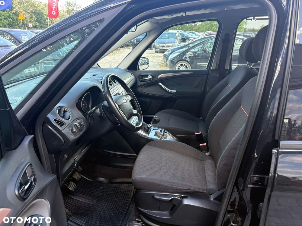 Ford Galaxy - 20