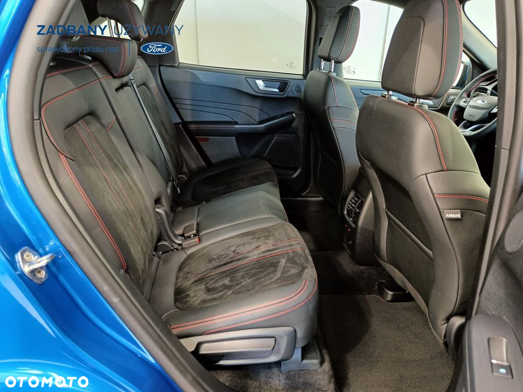 Ford Kuga 2.5 FHEV AWD ST-Line X eCVT - 33