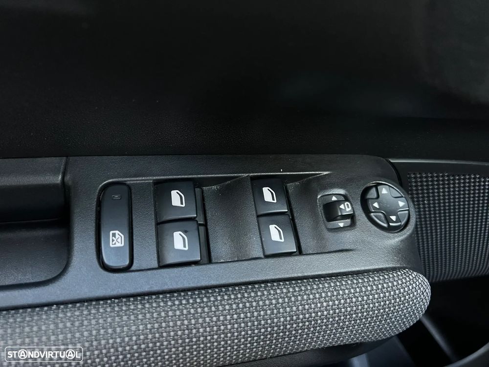 Citroën C3 Aircross 1.5 BlueHDi Feel S&S - 10
