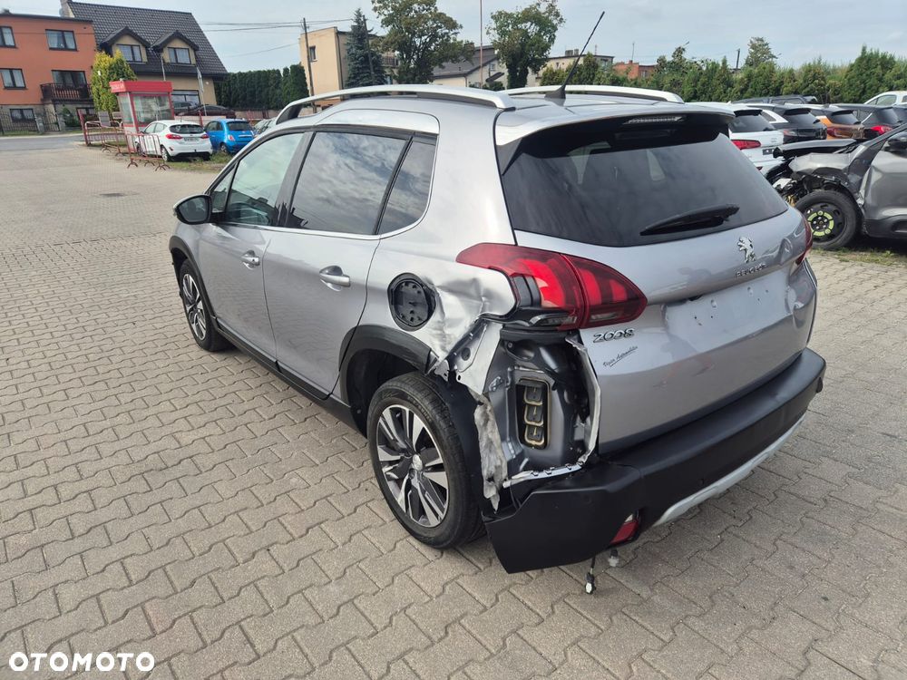 Peugeot 2008 PureTech 110 GPF Stop&Start EAT6 Allure - 8