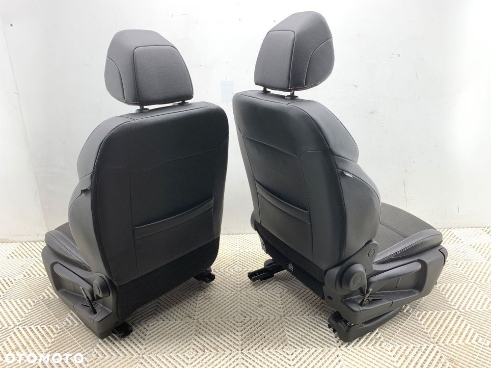 FOTELE KANAPA BOCZKI KOMPLET  RENAULT GRAND SCÉNIC IV (R9_) 2016 - 2022 1.3 TCe 140 103 kW [140 KM] - 4