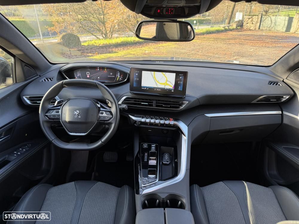 Peugeot 5008 1.2 Hybrid Allure Pack e-DCS6 - 11