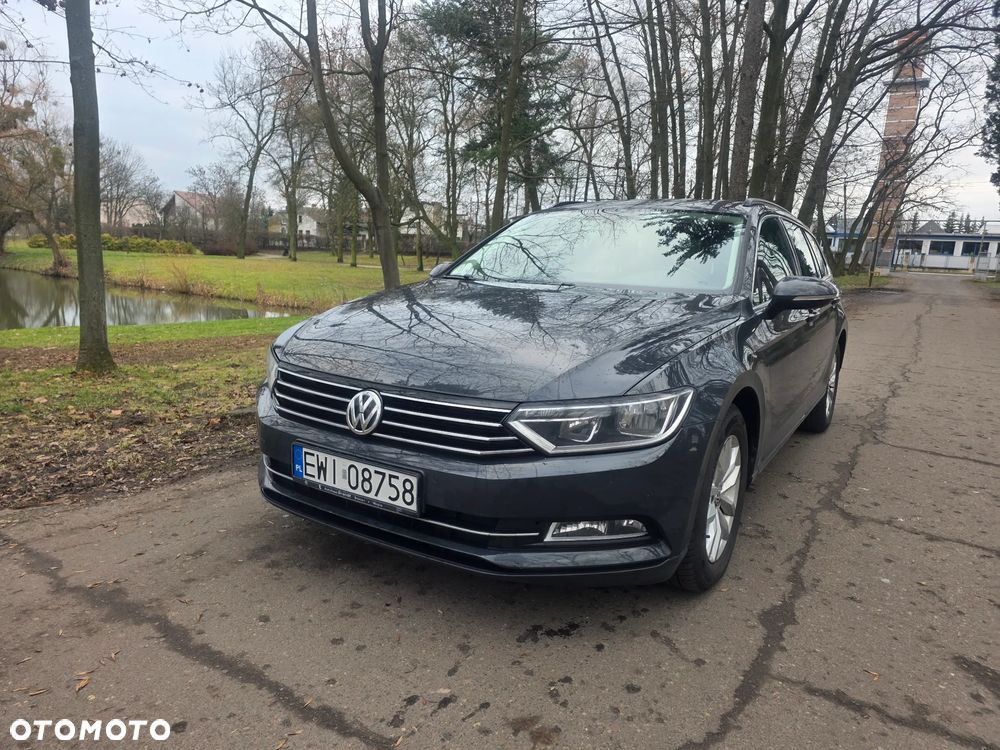 Volkswagen Passat Variant 1.6 TDI (BlueMotion Technology) Comfortline - 1