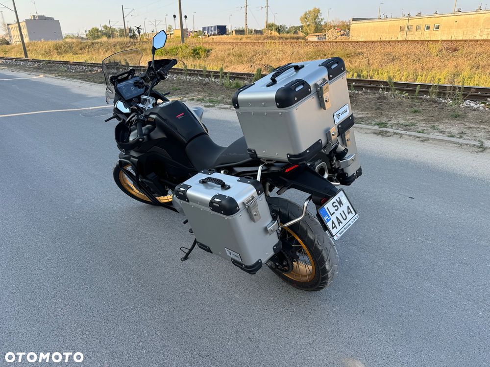 VOGE 900DSX - 4