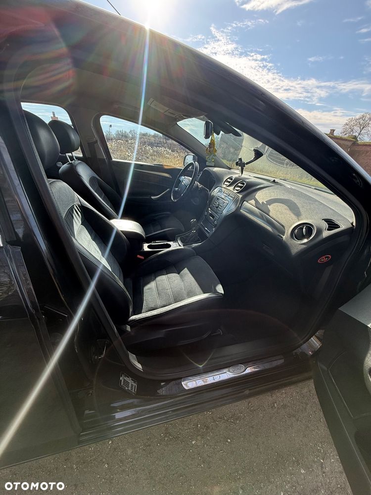 Ford Mondeo 2.5 Black Magic - 11