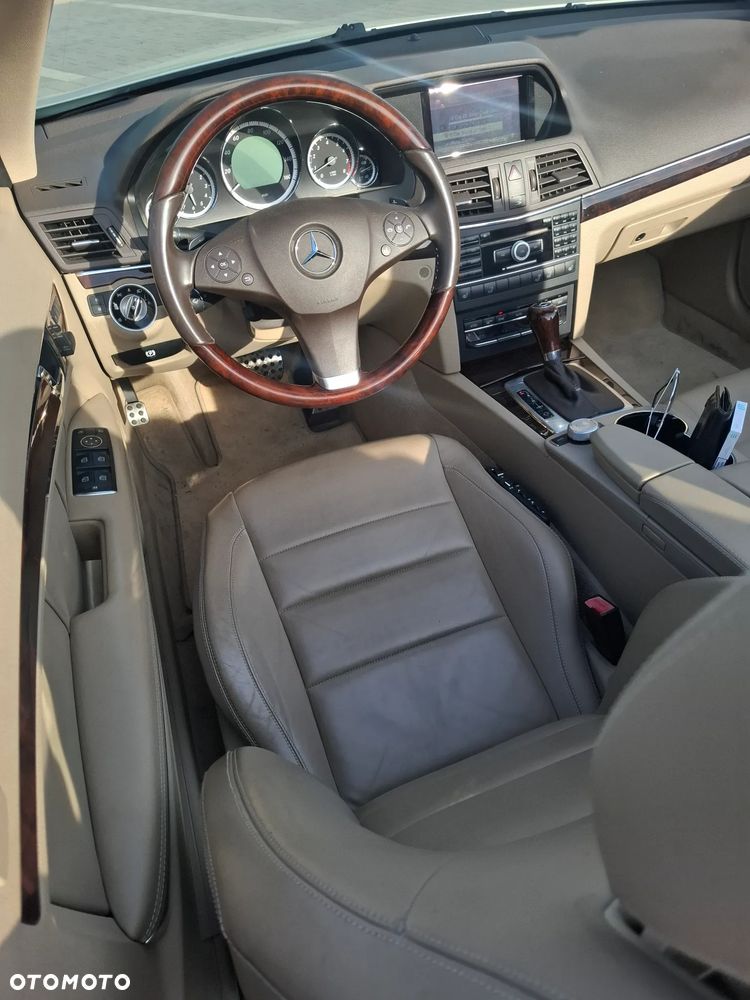 Mercedes-Benz Klasa E 350 Classic Sport Edition AMG - 21