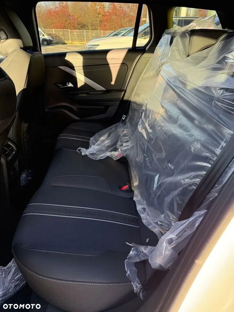 Opel Astra 1.5 D Automatik GS - 12